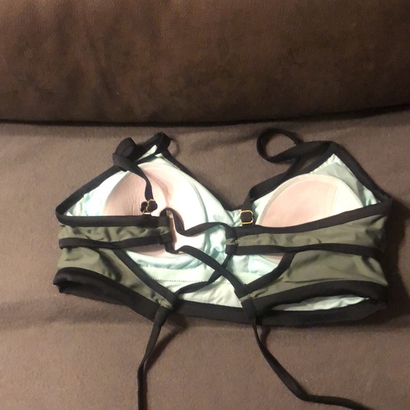 Tank bathing suit top - Picture 2 of 3